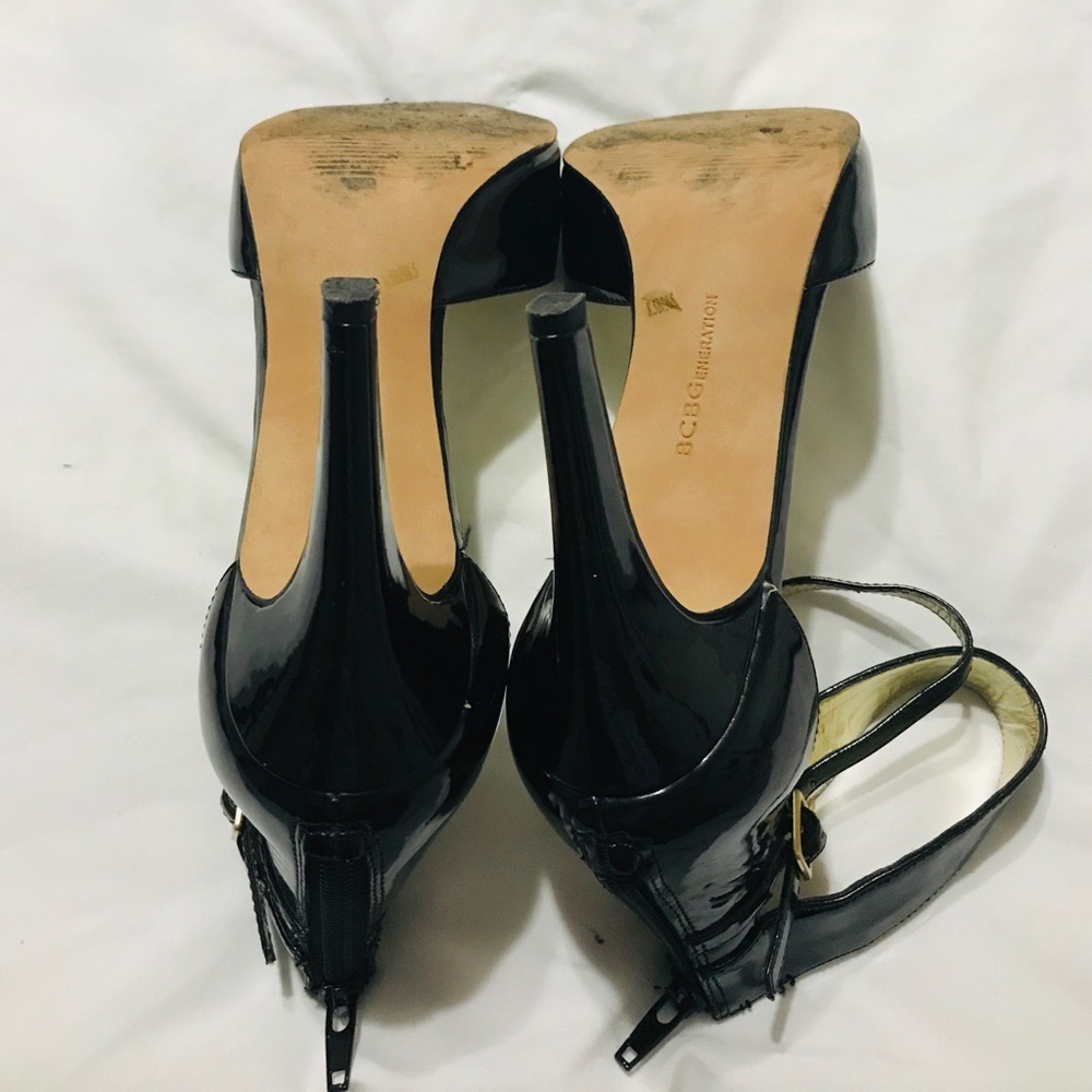 Heels - Picture 3 of 4